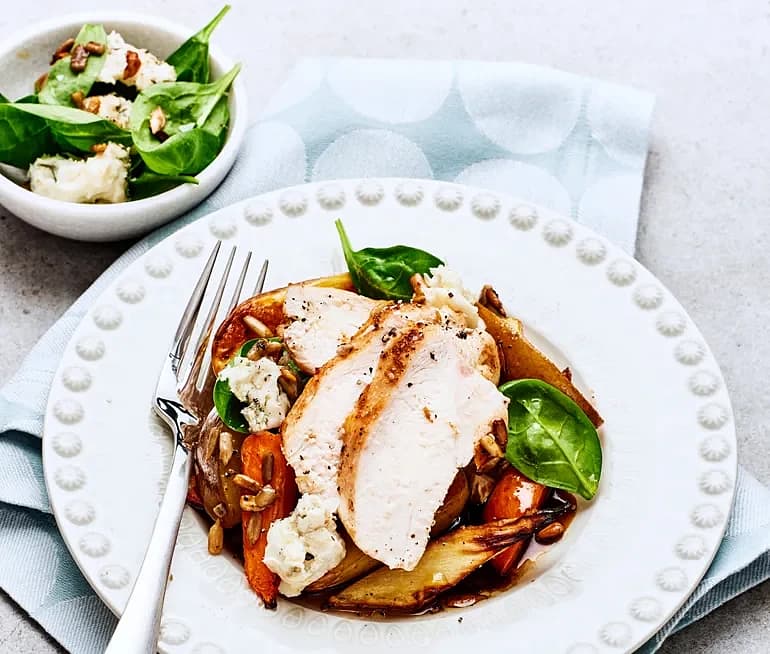 Kycklingfilé och höstsallad med päron