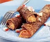 Nyponcrêpes med morots- och äppelröra