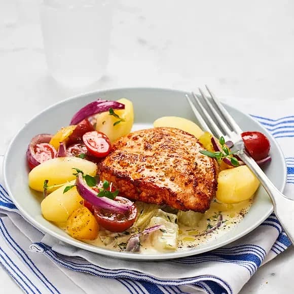 Kyckling med krämig fänkål och tomatsallad