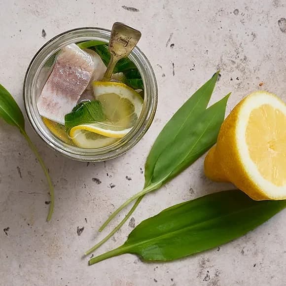 Sill med ramslök och citron
