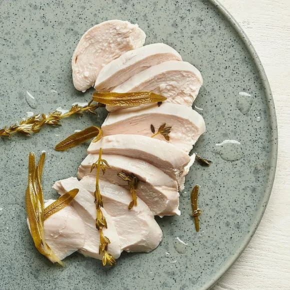 Pocherad kyckling med örter