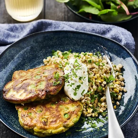 Avokadoplättar med grynsallad