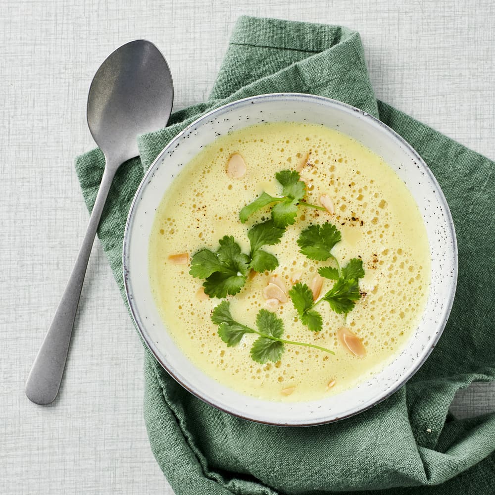 Jordärtskocksoppa med curry och mandel