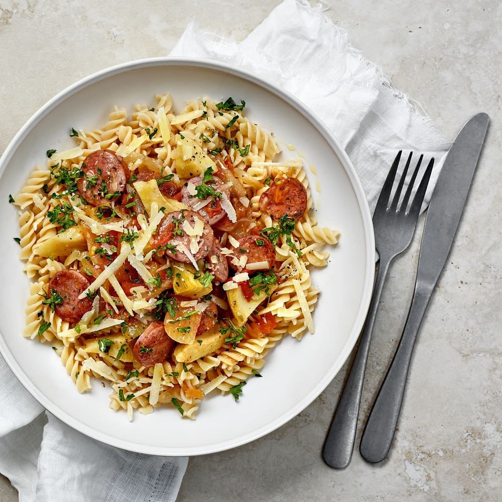 Linsfusilli med salsiccia och kronärtskockor