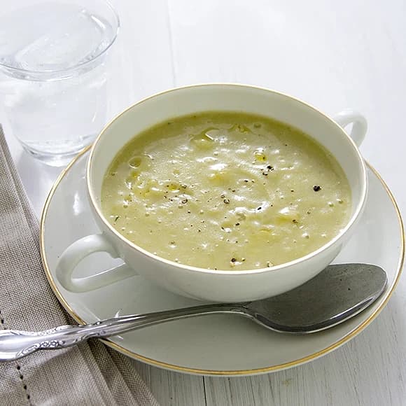 Potatis- och purjolökssoppa-image