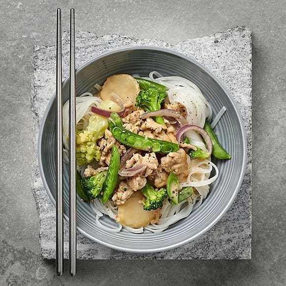 Kycklingcurry med nudlar och grönt