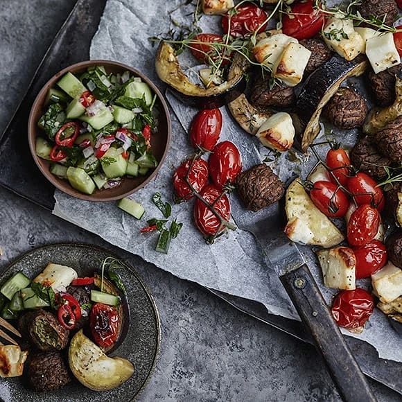 Mezetallrik med vegobullar