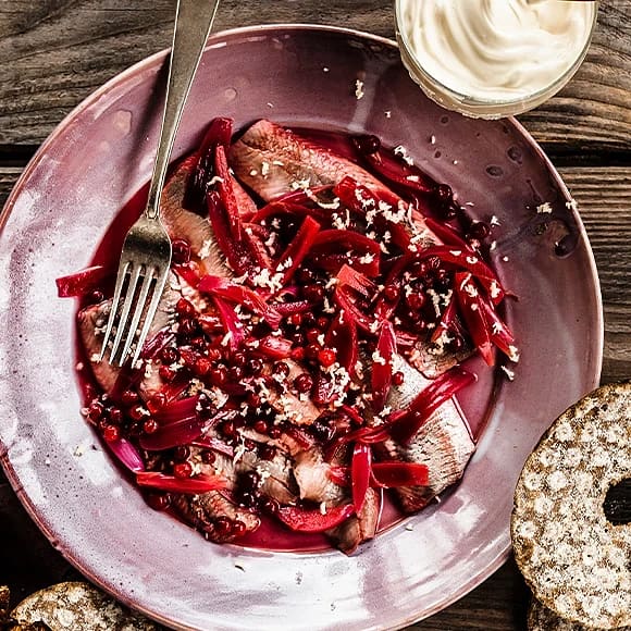 Lingonsill med pepparrot