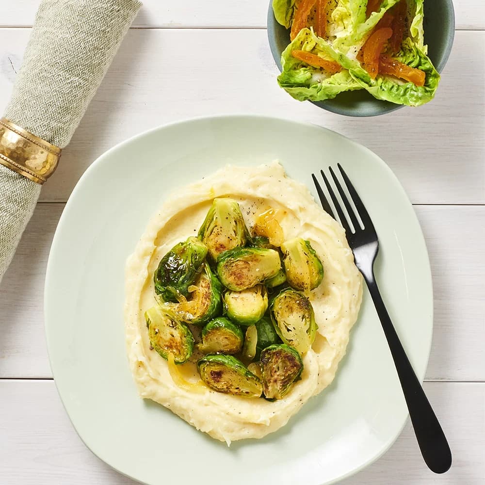 Karamelliserad brysselkål och potatispuré med ost