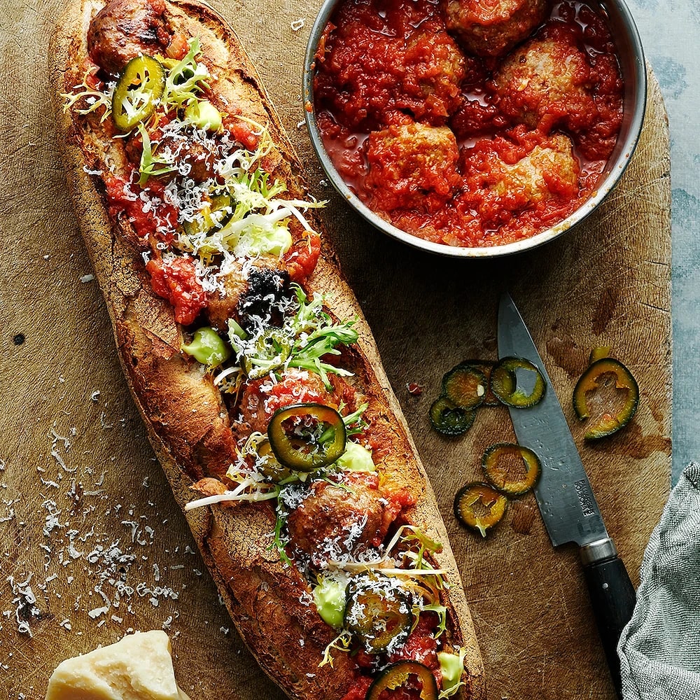 Meatball sub – baguette med köttbullar i tomatsås