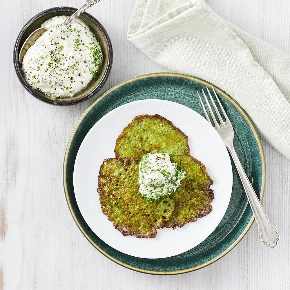 Spenat- och potatisplättar med ansjoviskräm