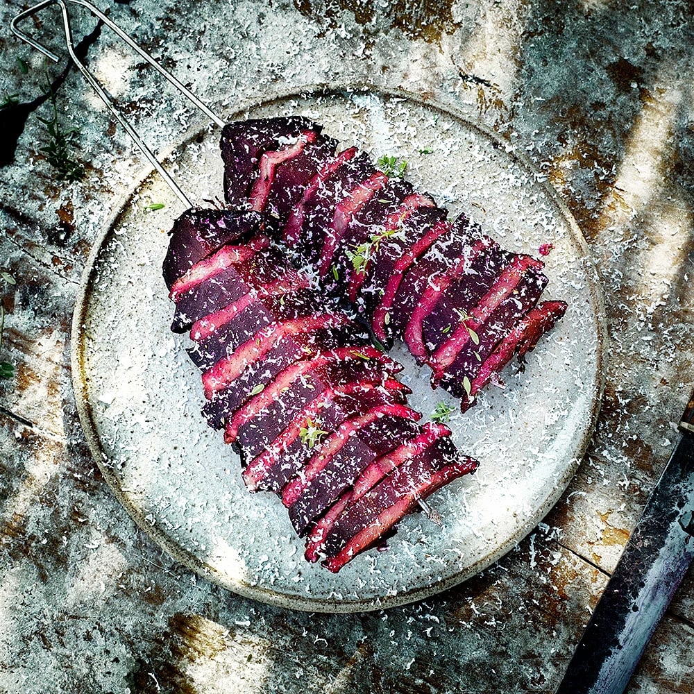 Shawarma på rödbeta och lammstek med getost