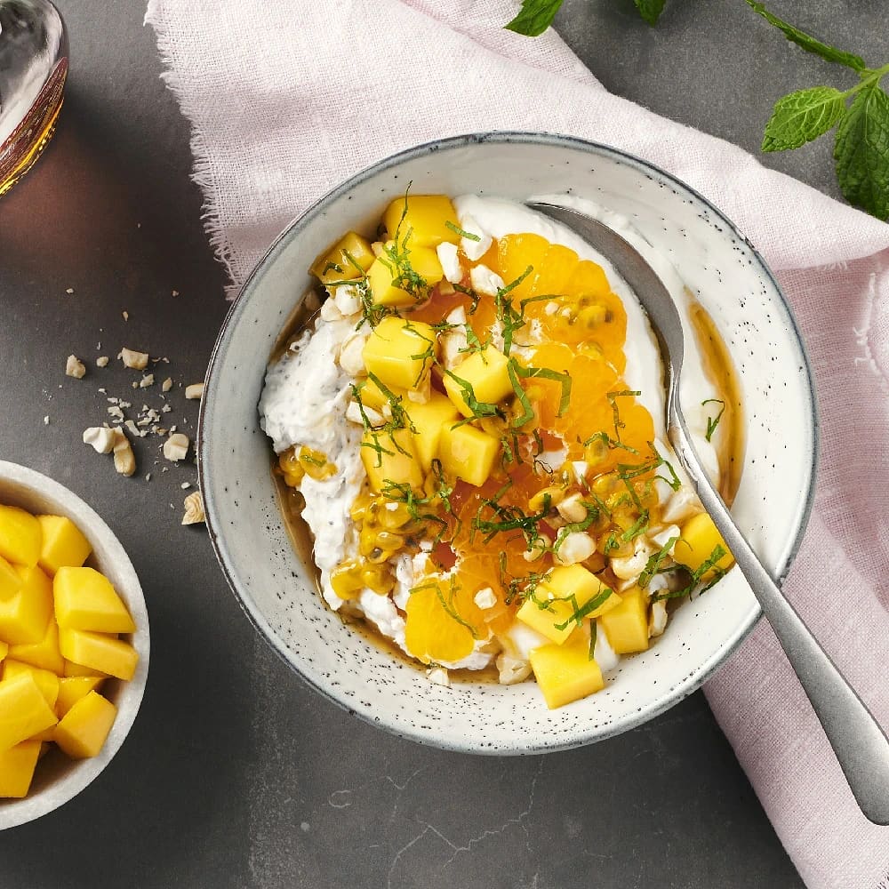 Chiapudding med kokosmjölk och färska frukter