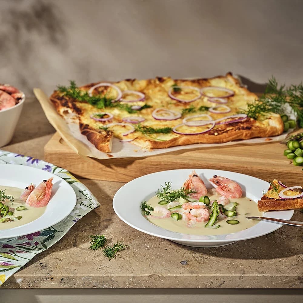 Sparrissoppa med räkor och potatisflarn