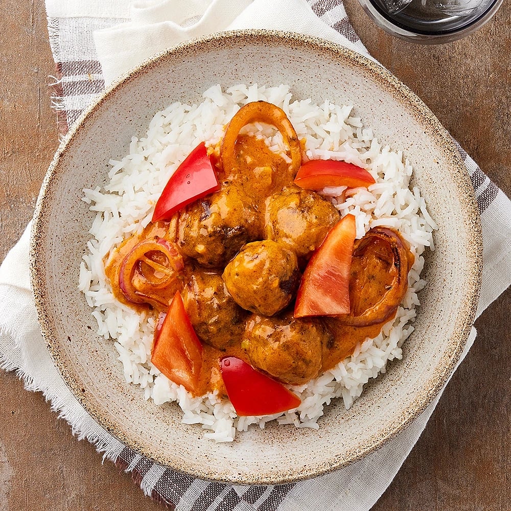 Tikka masala med köttbullar och ris