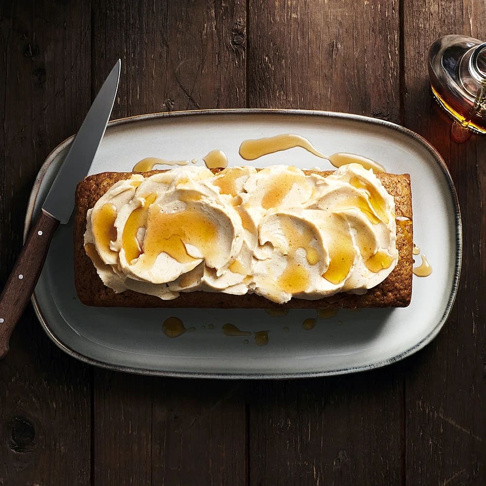 Pumpakaka med lönnsirap och brynt smörfrosting