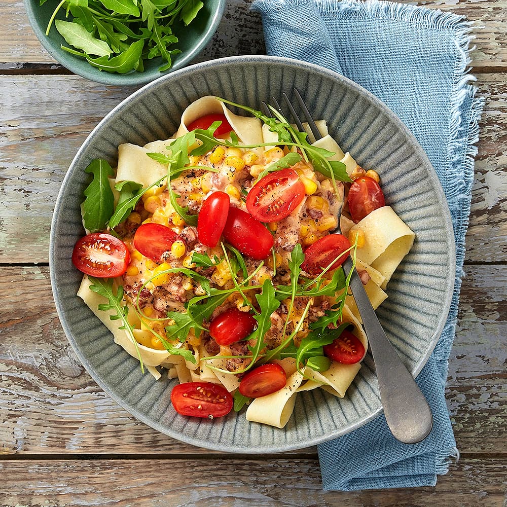 Supersnabb pasta med bacon och majs