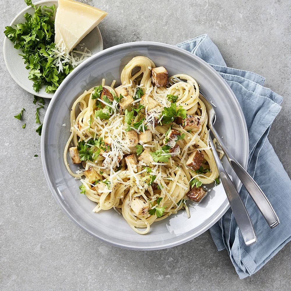 Carbonara med rökt tofu