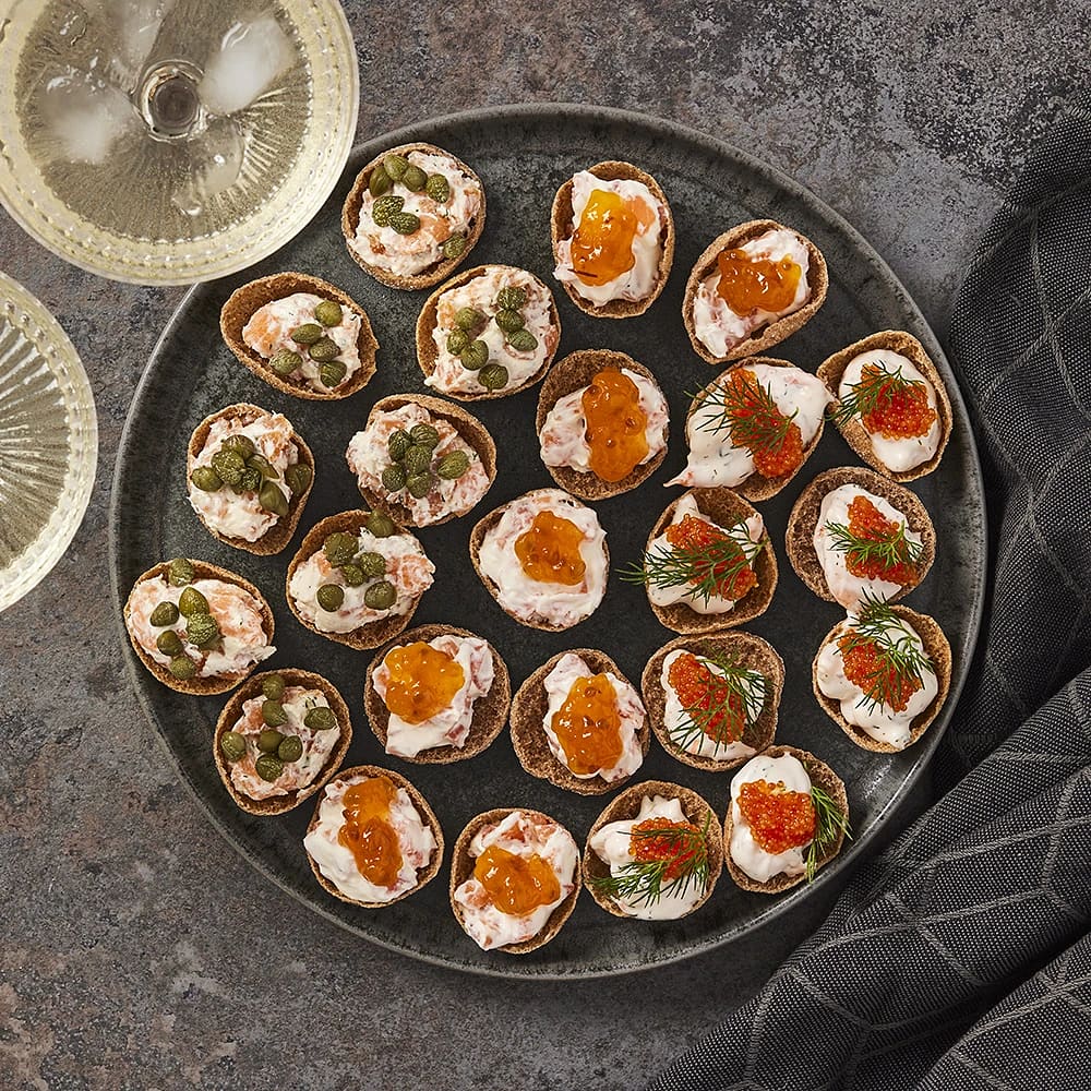 Rågcrisps med tre olika toppings