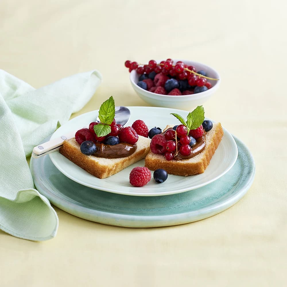 Påskbakelse med dulce de leche och bär