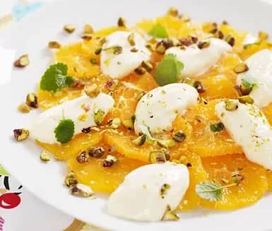 Marsipanmousse med apelsinsallad