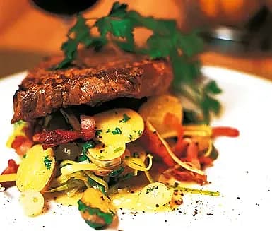 Fläskkarré med smakrik potatissallad