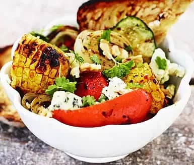 Squash med valnötter och ädelost