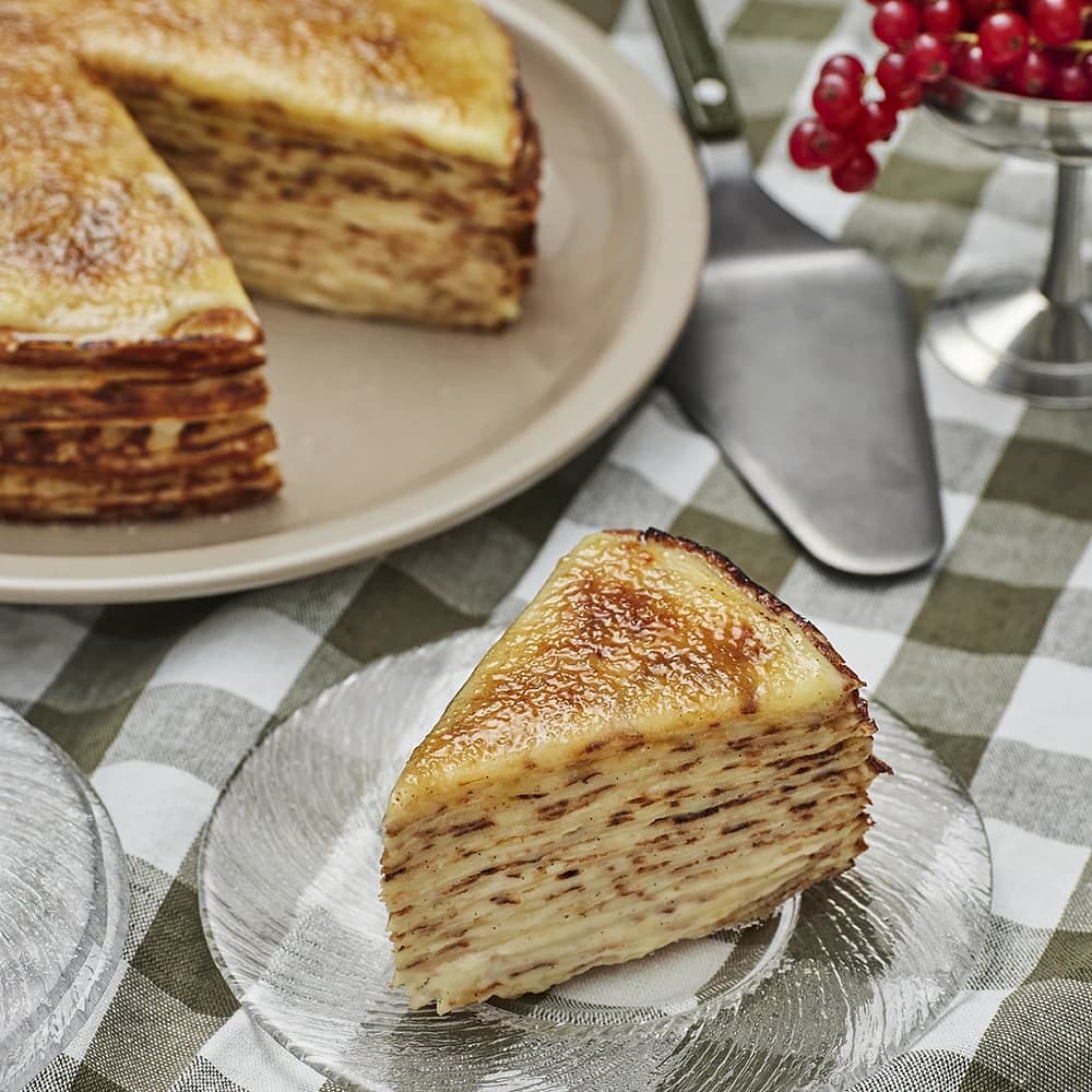 Lyxig pannkakstårta à la crème brûlée