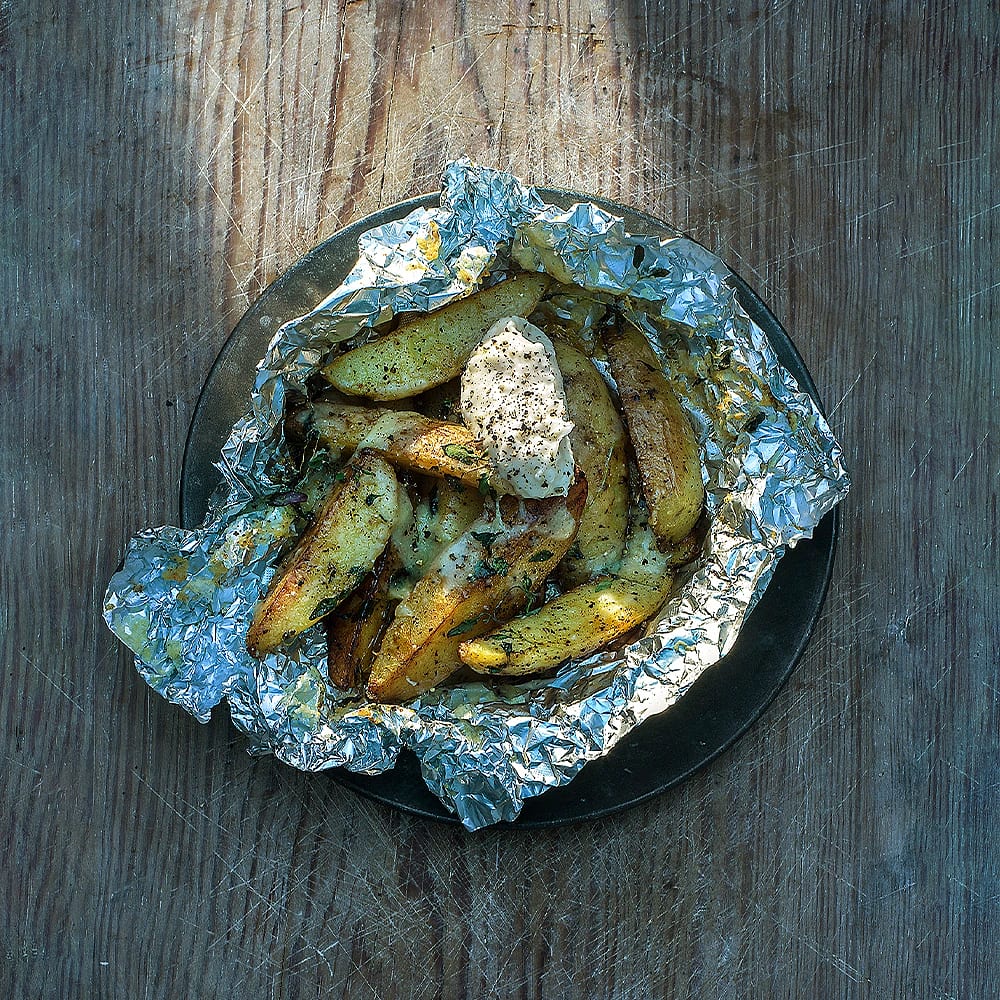 Potatisknyten på grillen och aioli med Västerbottensost