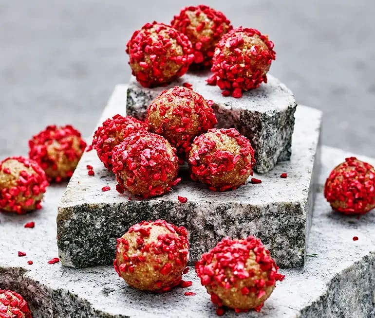 Raw food bollar 12 nyttiga recept med spännande smaksättningar ICA